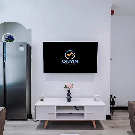 Σπίτι διακοπών Spacious 5 Bedroom House Near Centre Sleeps 12 Suits Contractors With Free Parking